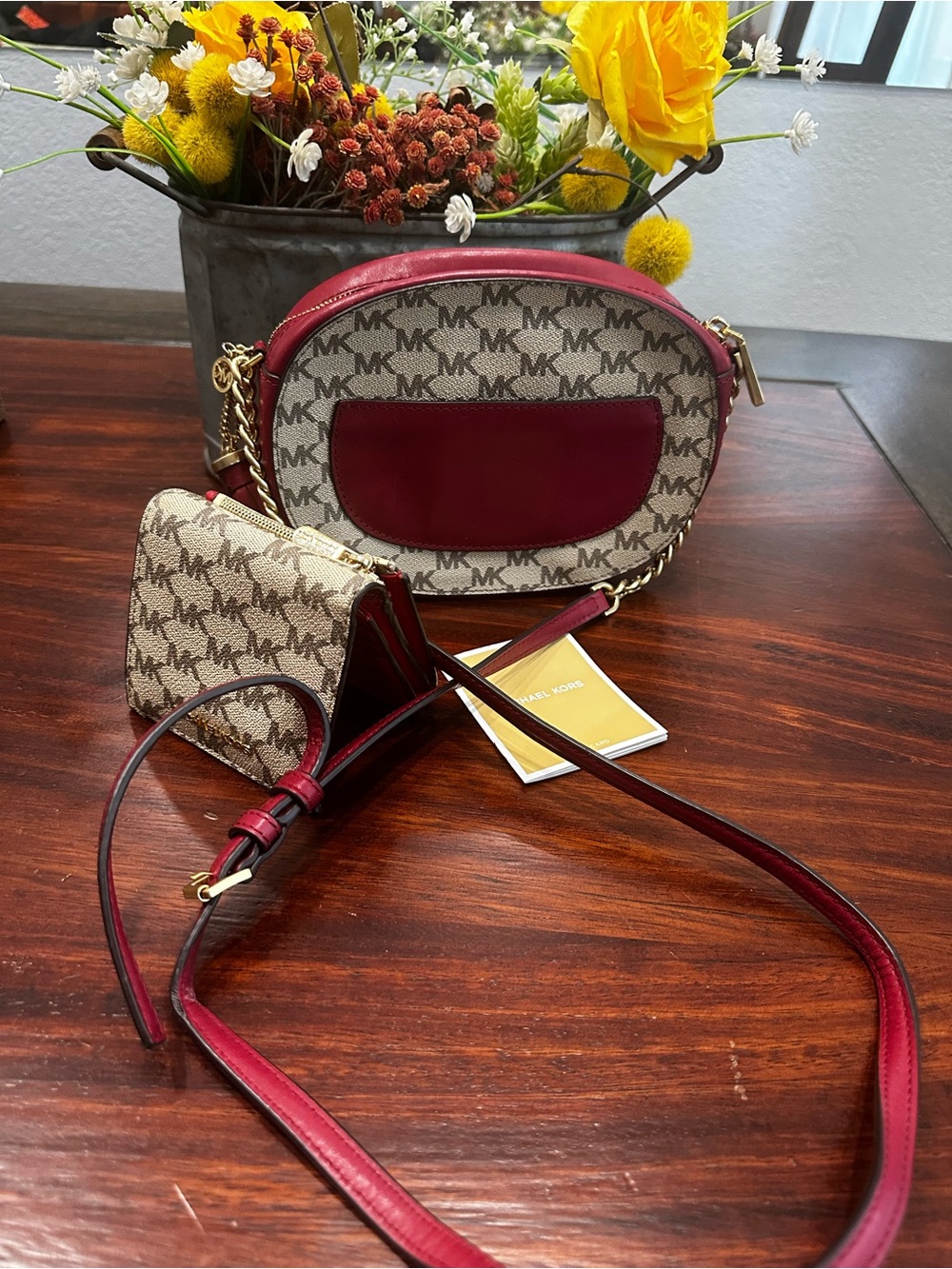 New Michael Kors Jet Set Signature Logo Crossbody Bag & Matching Wallet